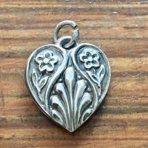 PUFFY HEART 1940’s PRE ENGRAVED STERLING CHARM